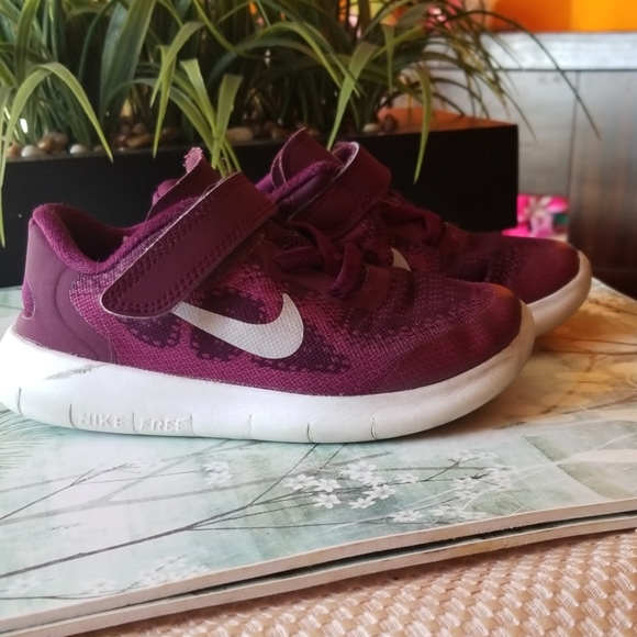 Nike Other - 🤸‍♀️4 pars of shoes 🎀